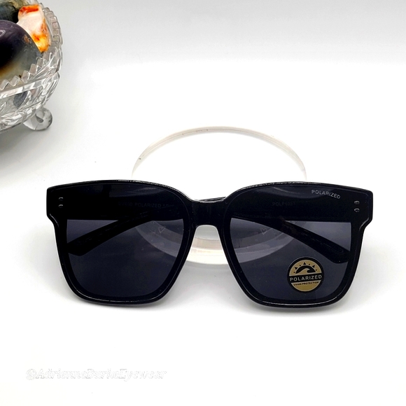 "Nazarha" (polarized) Shades - Picture 3 of 5